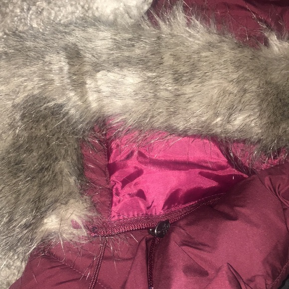 Maroon Vest! - Picture 6 of 7